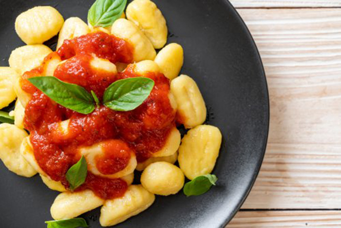 Gnocci con Salsa de Tomate Casera